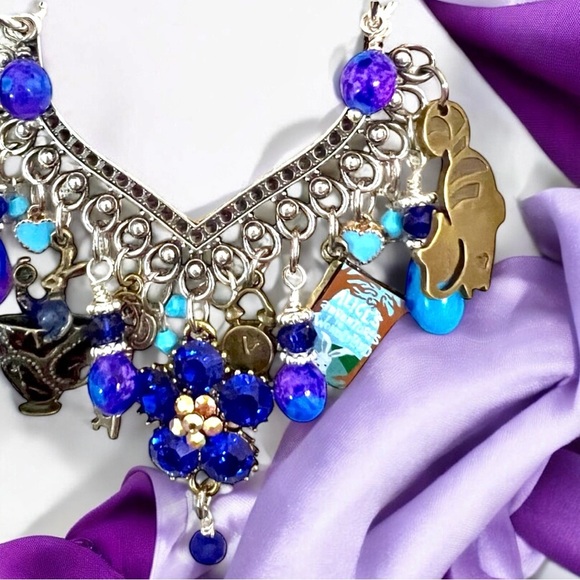 Cheshire Cat Alice in Wonderland charm necklace Vintage pieces gorgeous - Picture 5 of 17